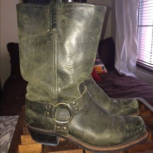 Dusty olive matte finish Frye boots