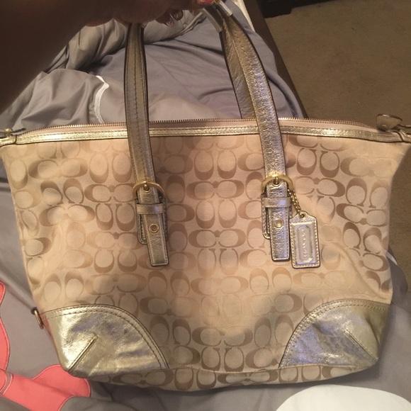 Coach Madison  OPEN TO OFFERS!!! - Picture 1 of 3