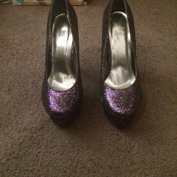 Pink Sparkle Heels - Picture 3 of 3