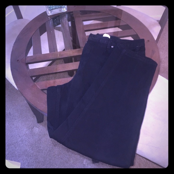 Great pair of black jeans