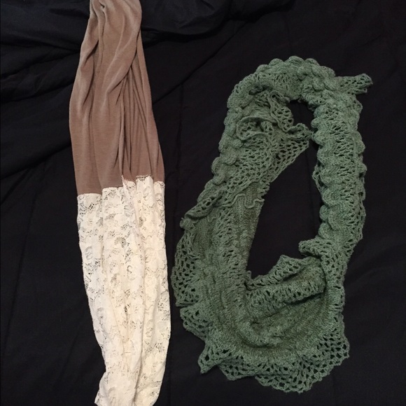 Accent Scarf Bundle - Picture 2 of 2