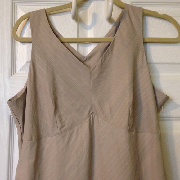 French Tan Parachute Ruched Lagenlook Dress - Picture 3 of 4