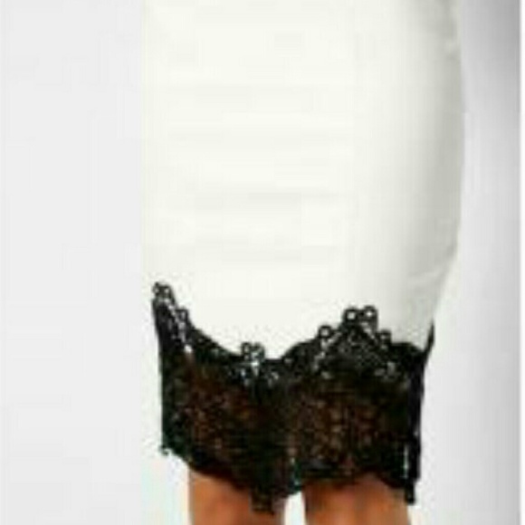 Lipsy Patent White Skirt with Black Lace