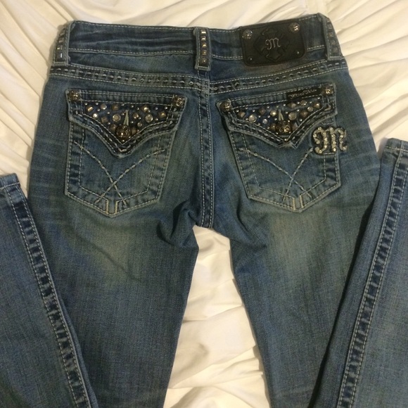 Miss Me Strait Jeans