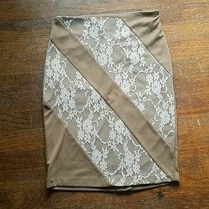 NWOT Papaya lace skirt