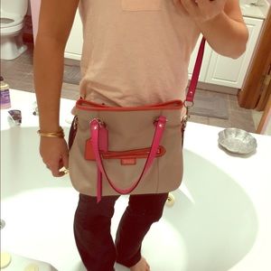 *LIKE NEW* Coach Daisy Leather Mia