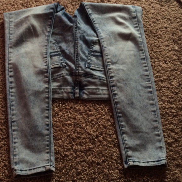 Jeans - Picture 3 of 3