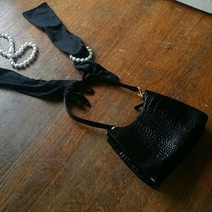 Black leather Liz Claiborne clutch purse