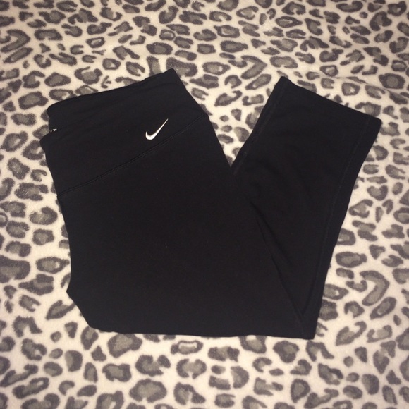 Nike Capri leggings black