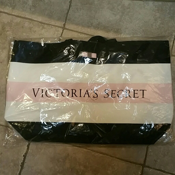 Victoria's Secret Other - VICTORIA SECRET BAG
