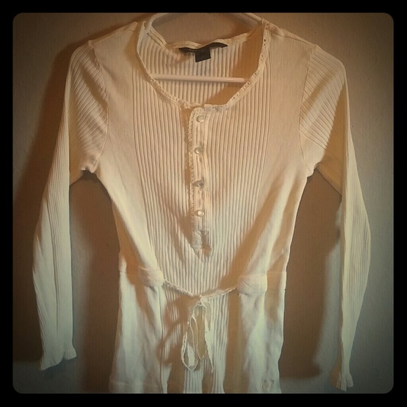 Long sleeve knit shirt