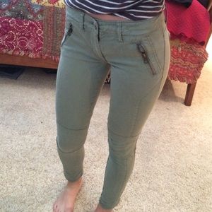 Green Skinny Pants/Capris