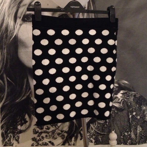 Adorable polka dot Forever 21 sweater skirt!
