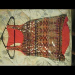 Sequin tank