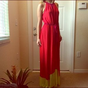 👉Lowered Price!🎉🎈Max Studio Maxi Dress