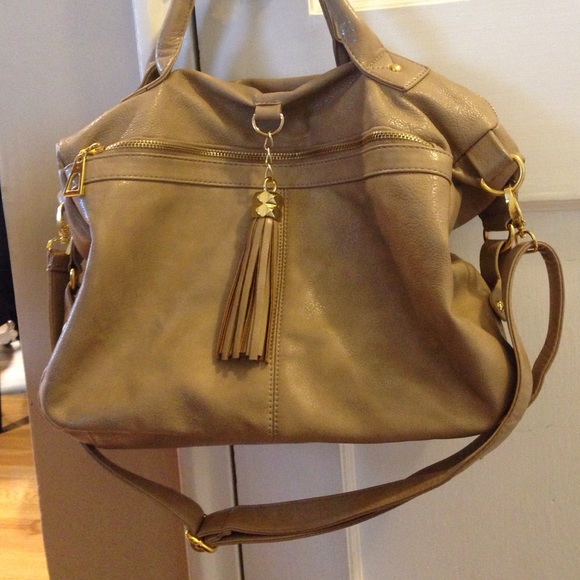 Francesca's collection faux leather handbag