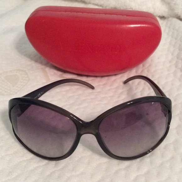 Valentino black sunglasses with rhinestones - Picture 2 of 3