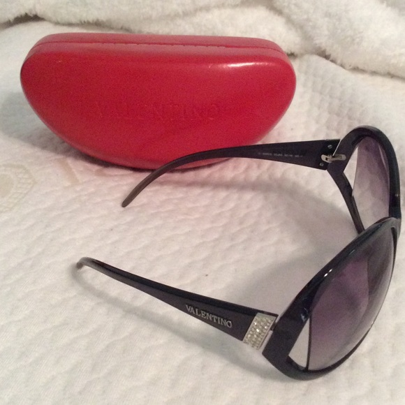 Valentino black sunglasses with rhinestones - Picture 3 of 3