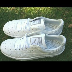 NWOT! WOMENS PUMA GV SPECIALS