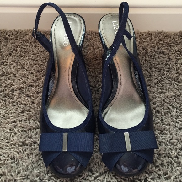 LIZ & CO Navy Shoes