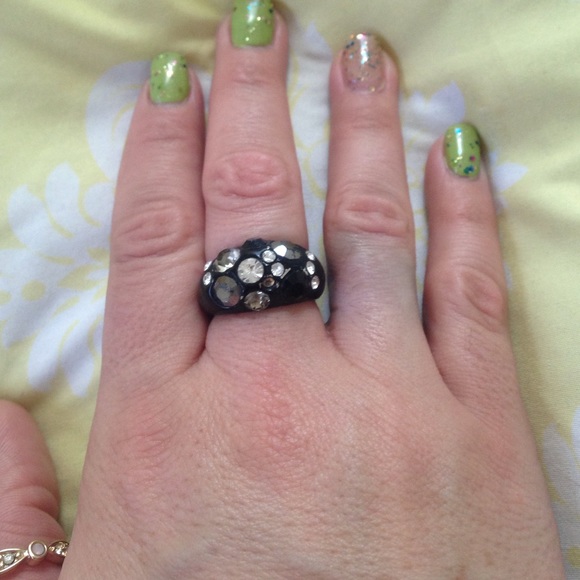 Blingy Ring - Picture 2 of 3
