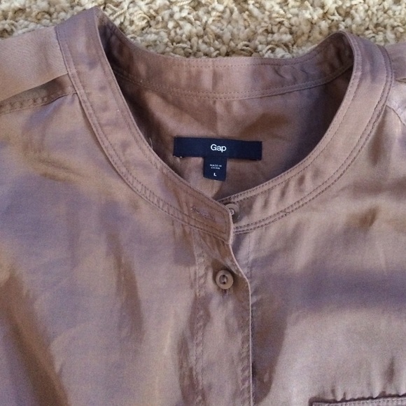 Gap button down, Large - Picture 2 of 2