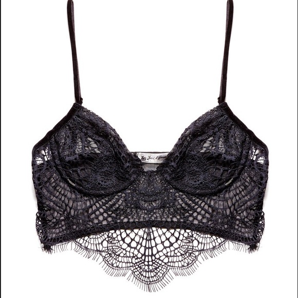 For love & lemons skivves bra!