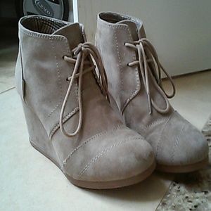 Cute Tan Booties