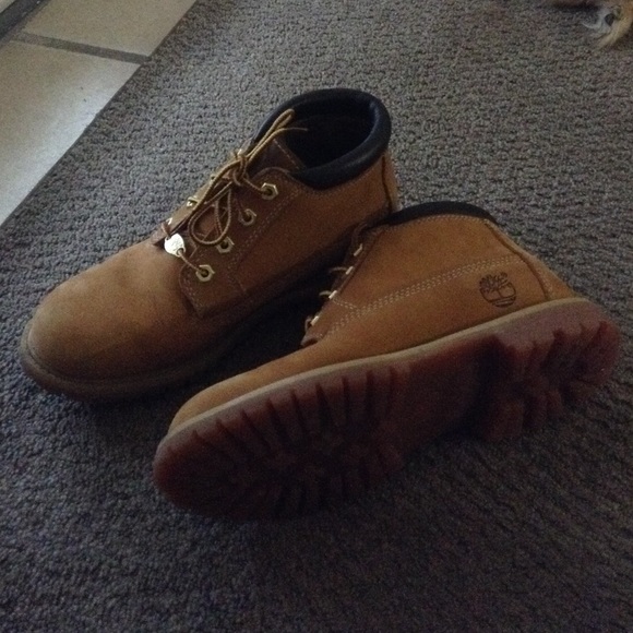 Woman's Timberlands (FINAL MARKDOWN)