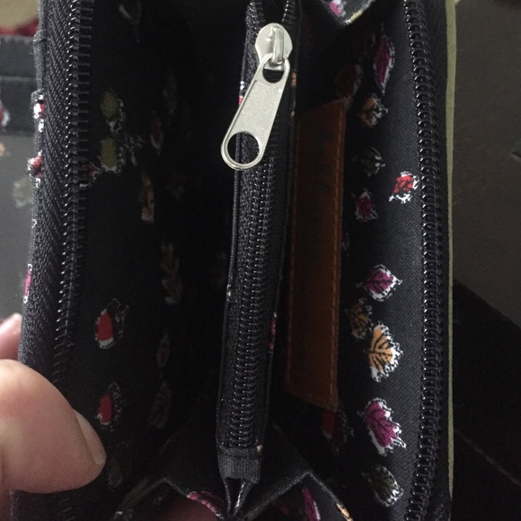 Wallet by Jeffrey Fulvimari - Picture 4 of 4