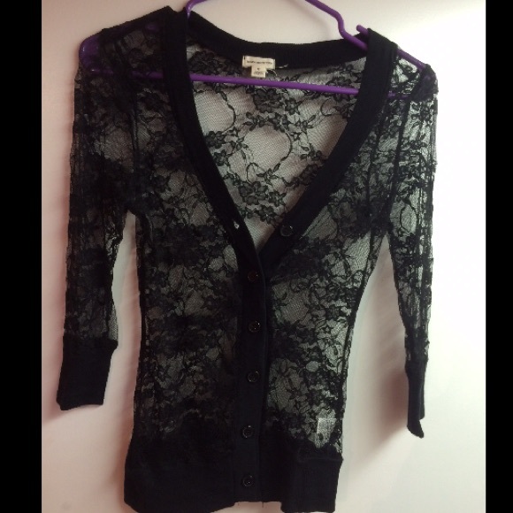 Lace top❤️ - Picture 1 of 2