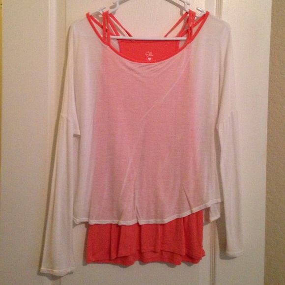 Women's long sleeved workout Top