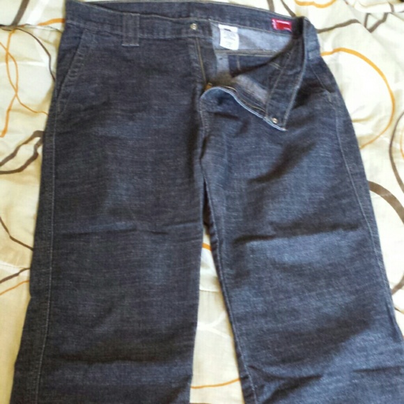 Levis  capri jeans