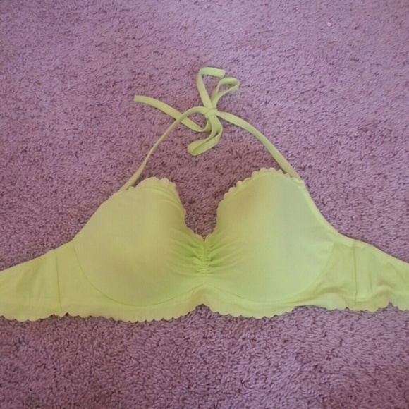 BRAND NEW NEVER WORN VS SWIM TOP