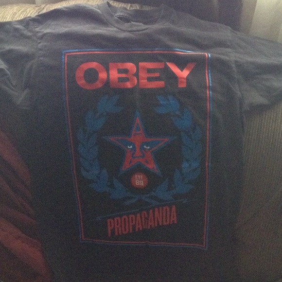 Obey t-shirt