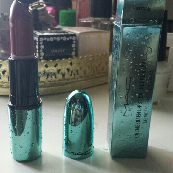 Mac aqua collection mystical