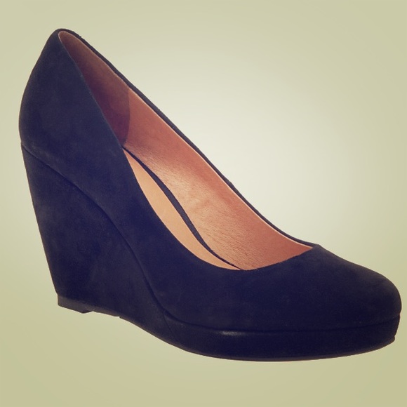 Aldo wedges