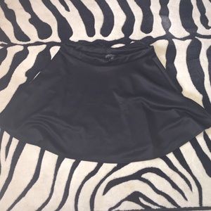 Forever 21+ black femme bow skater skirt!