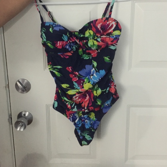 Swimsuit - Picture 1 of 3