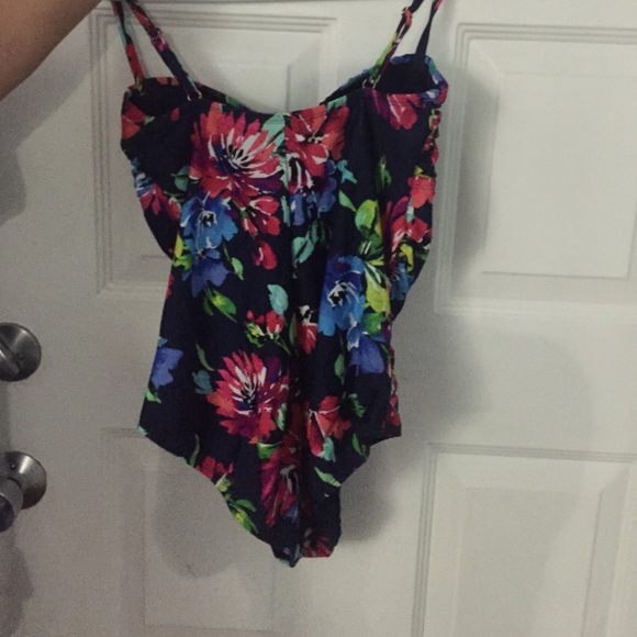 Swimsuit - Picture 3 of 3