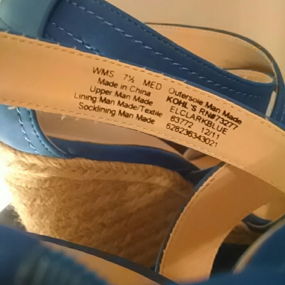 PRICE DROP Elle Platform Wedges NWOT - Picture 3 of 4