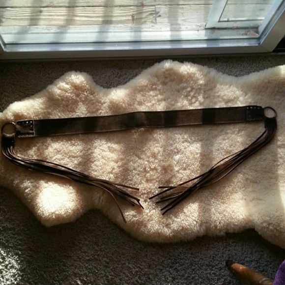 Brown leather fringe belt!