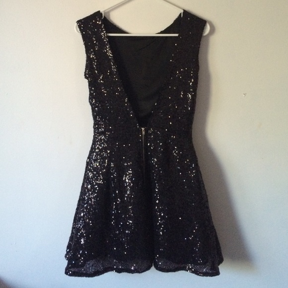 Navy Vina Dress from Tobi - Picture 2 of 2