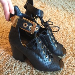 Aldo black leather lace up high heels