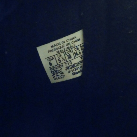 Red Box Question, - Picture 4 of 4