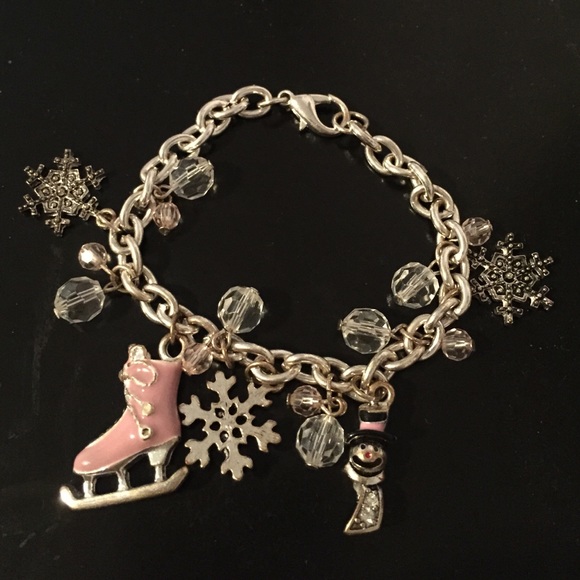 Bracelet winter themed
