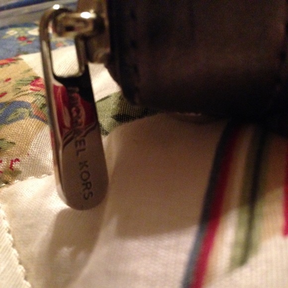 More pics - Picture 2 of 4