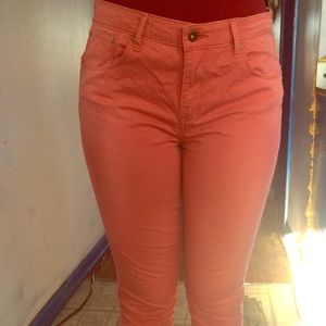 Levi's High Rise Demi Curve
