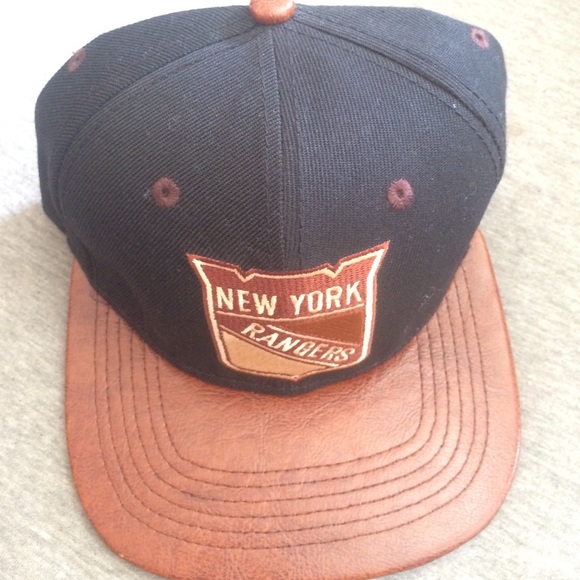ON SALE! AUTHENTIC NEW YORK RANGERS LIMITED!