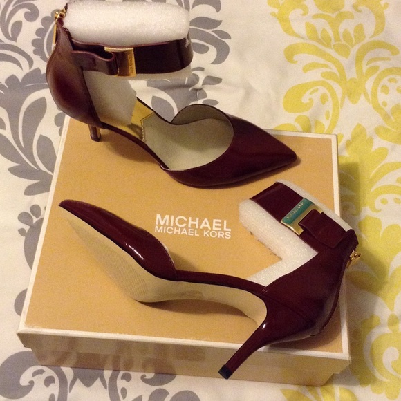Michael Kors Guiliana mid ankle strap kitten heel